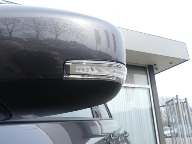 Suzuki SWIFT 1.2 Style Smart Hybrid NIEUW uit voorraad leverbaar! Prijs is RIJKLAAR!