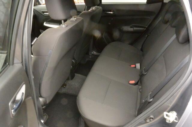Suzuki SWIFT 1.2 Select AUTOMAAT 5-deurs Airco / All season banden