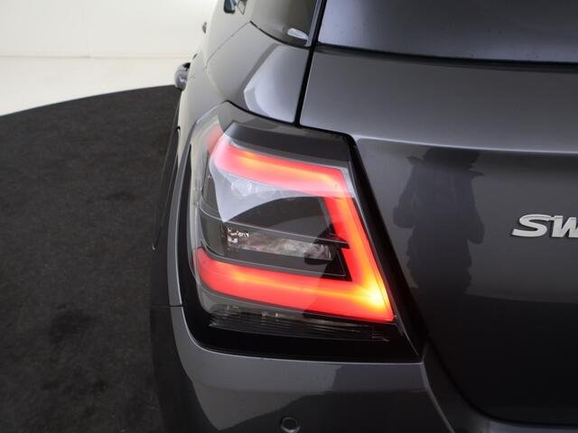 Suzuki SWIFT 1.2 Style Smart Hybrid | Navi | Adapt. Cruise | Stoelverwarming