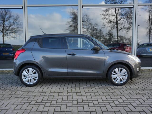 Suzuki SWIFT 1.2 Select | Achteruitrijcamera | Voorstoelen verwarmd | DAB |