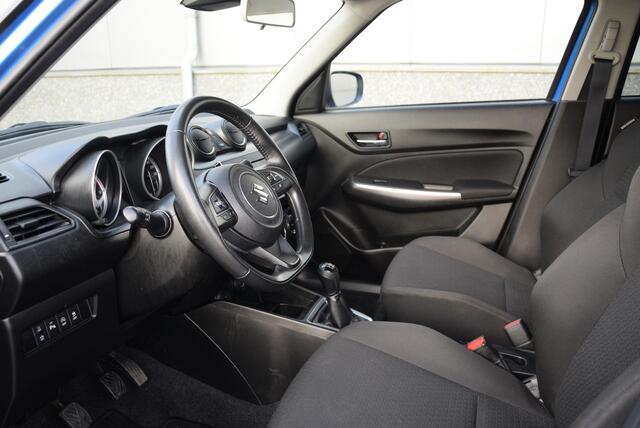 Suzuki SWIFT 1.2 Style Smart Hybrid | Apple carplay/android | Inklapbare buitenspiegels | Navigatie |