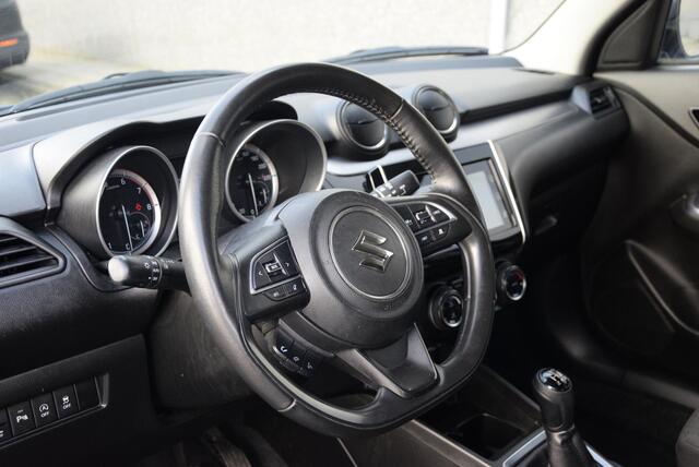 Suzuki SWIFT 1.2 Style Smart Hybrid | Apple carplay/android | Inklapbare buitenspiegels | Navigatie |