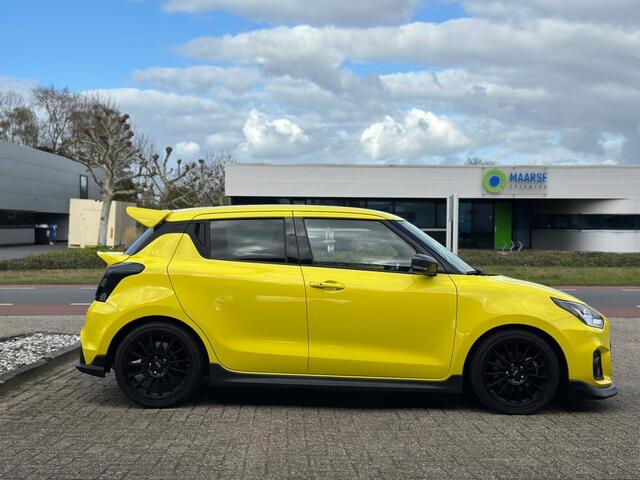 Suzuki SWIFT 1.4 Sport Perfect onderhouden '' Infotainmentsystem - Camera - Sportstoel en stuur ''
