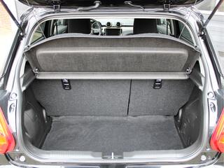 suzuki-swift-1.2-style-smart-hybrid