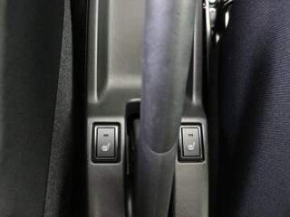 suzuki-swift-1.2-style-smart-hybrid