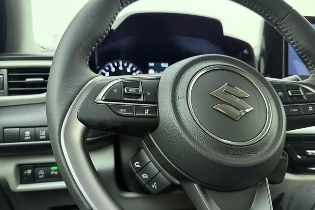 Suzuki SWIFT 1.2 Style Smart Hybrid | Voorraad actie | Navigatie | Cruise control | Parkeersensoren | Achteruitrijcamera