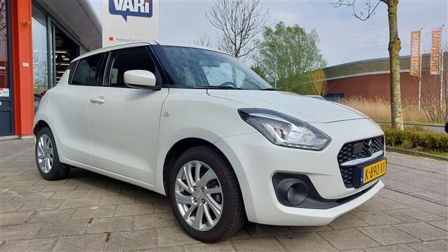Suzuki SWIFT 1.2 SMART HYBRID SELECT AUTOMAAT