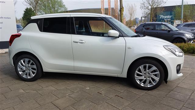 Suzuki SWIFT 1.2 SMART HYBRID SELECT AUTOMAAT
