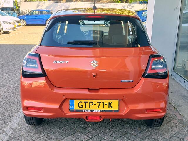 Suzuki SWIFT 1.2 COMFORT SMART HYBRID Navi | Keyless | Airco | Camera | Adaptive Cruise