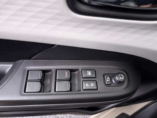 Suzuki SWIFT 1.2 Style Smart Hybrid