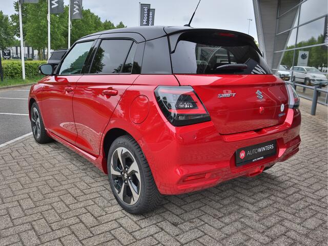 Suzuki SWIFT 1.2 Style Smart Hybrid CVT Automaat | Navigatie | Stoelverwarming | Camera | Climate Control | Tot 10Jr. Suzuki-Garantie |