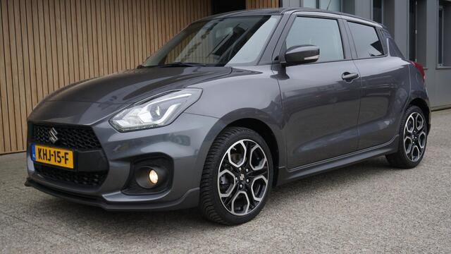 Suzuki SWIFT 1.4 130pk Sport Smart Hybrid 5Drs Navi Keyless LED 17inch LM A-Camera Stoelverwarming 74394km