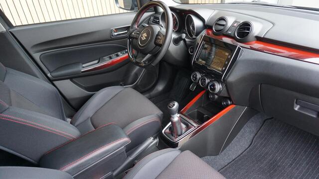 Suzuki SWIFT 1.4 130pk Sport Smart Hybrid 5Drs Navi Keyless LED 17inch LM A-Camera Stoelverwarming 74394km
