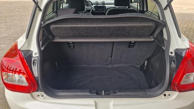 Suzuki SWIFT 1.0 Select, Stoelverwarming, Navigatie