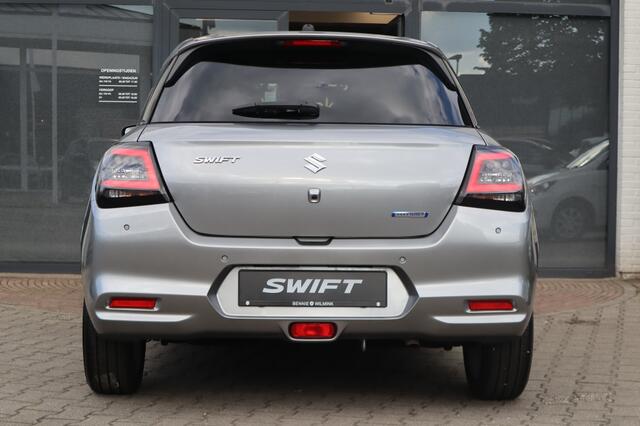 Suzuki SWIFT 1.2 Style Smart Hybrid AdaptiveCruise/Navi/Keyless