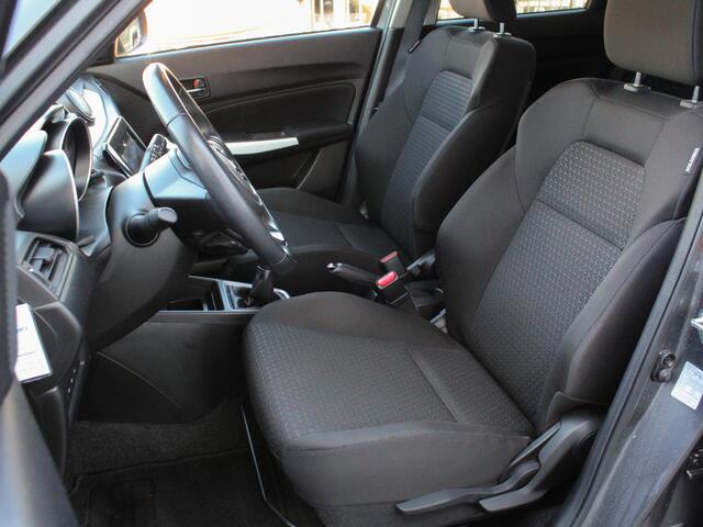 Suzuki SWIFT 1.2 Stijl Smart Hybrid | Navi | Adap. Cruise | Camera | Lm-Velgen