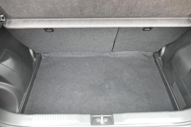 Suzuki SWIFT 1.2 Style Smart Hybrid