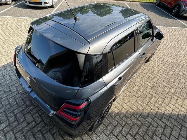 Suzuki SWIFT 1.2 Style Smart Hybrid CVT Automaat | Navigatie | Stoelverwarming | Camera | Climate Control | Tot 10Jr. Suzuki-Garantie |