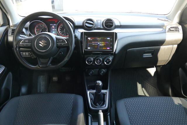 Suzuki SWIFT 1.2 Style Smart Hybrid | RIJKLAARPRIJS |