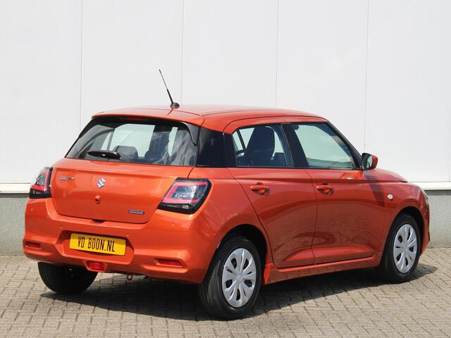 Suzuki SWIFT 1.2 Comfort Smart Hybrid | ¤ 1600,- DEALERKORTING! | Snel Rijden!