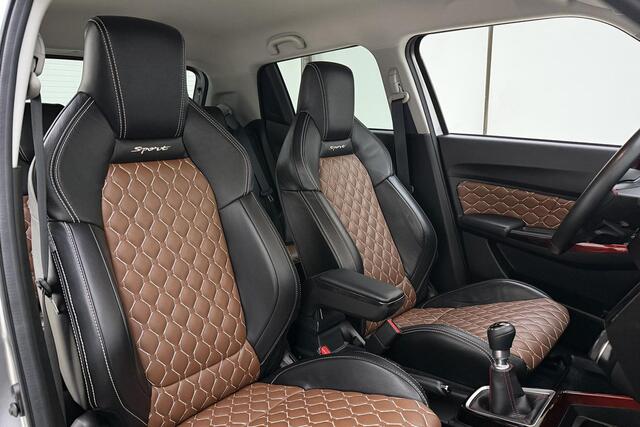 Suzuki SWIFT 1.4 Sport Smart Hybrid 129pk | Lederen Bekleding | Navigatie | Camera | Climate Control | Cruise Control Adaptief | Stoelverwarming | Uniek!