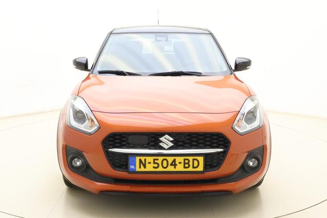 Suzuki SWIFT 1.2 Style Smart Hybrid 83pk | Navigatie | Climate Control | Trekhaak | Cruise Control Adaptief | Stoelverwarming | Camera | Sport Pakket