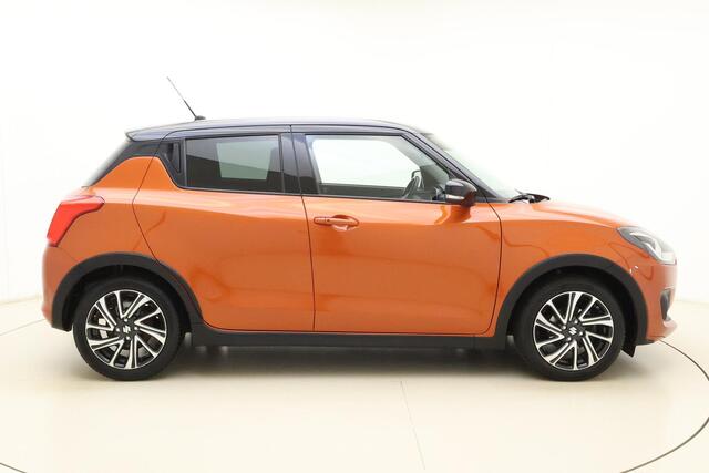 Suzuki SWIFT 1.2 Style Smart Hybrid 83pk | Navigatie | Climate Control | Trekhaak | Cruise Control Adaptief | Stoelverwarming | Camera | Sport Pakket