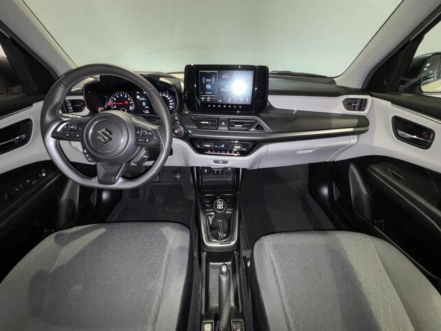 Suzuki SWIFT 1.2 Style Smart Hybrid | Apple Carplay/Android Auto | Navigatie full map | Voorstoelen verwarmd |