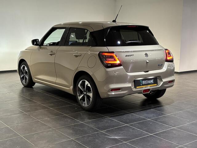 Suzuki SWIFT 1.2 Style Smart Hybrid | Apple Carplay/Android Auto | Navigatie full map | Voorstoelen verwarmd |