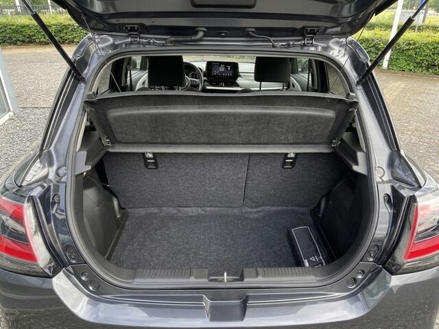Suzuki SWIFT 1.2 Select Smart Hybrid CVT Automaat | Meerdere kleuren beschikbaar | ¤1.600,- voordeel | Adapt. Cruise | Camera | Stoelverwarming | 16'' | Dodehoek | Carplay/Android Auto | Smart Entry |