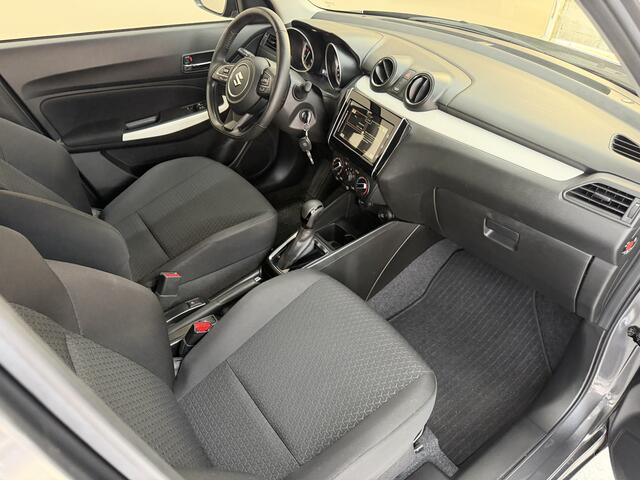 Suzuki SWIFT 1.2 Select Smart Hybrid, 83Pk, 2023, Origineel Nederlands, Dealer onderhouden, 2de eigenaar, Apple CarPlay, Lane Assist, Stuurbediening, Camera,