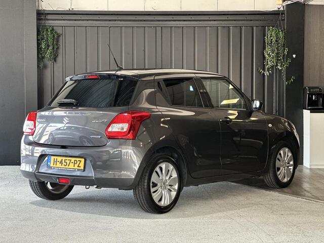 Suzuki SWIFT 1.2 Select Smart Hybrid | Achteruitrijcamera | Stoelverwarming | Carplay | Airco | LMV 16 |