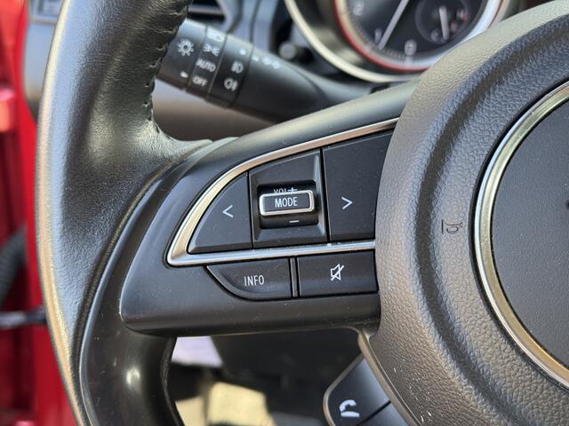 Suzuki SWIFT 1.2 Select Smart Hybrid * Achteruitrijcamera * Stoelverwarming *