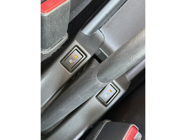Suzuki SWIFT 1.2 Select Smart Hybrid * Achteruitrijcamera * Stoelverwarming *