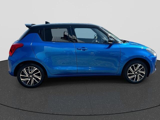 Suzuki SWIFT 1.2 Style Smart Hybrid RIJKLAAR | Navigatie | Camera | Navigatie | Dubbele uitlaat | Cruise Control Adaptief