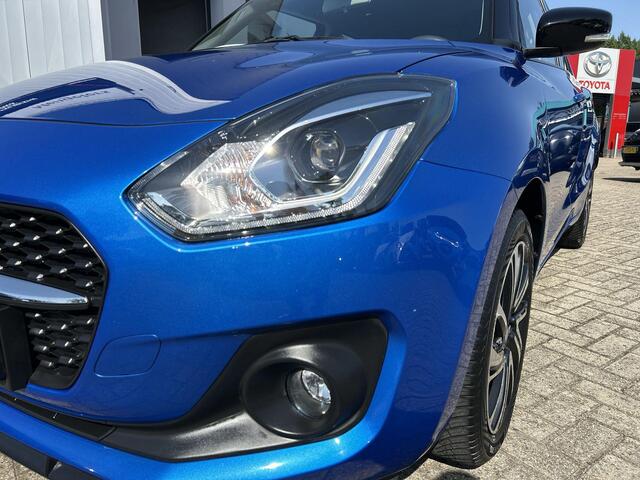 Suzuki SWIFT 1.2 Style Smart Hybrid RIJKLAAR | Navigatie | Camera | Navigatie | Dubbele uitlaat | Cruise Control Adaptief