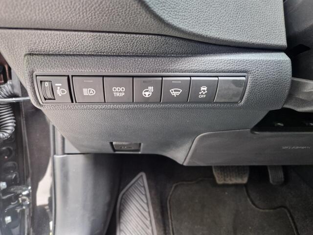 Suzuki Swace 1.8 Hybrid Style