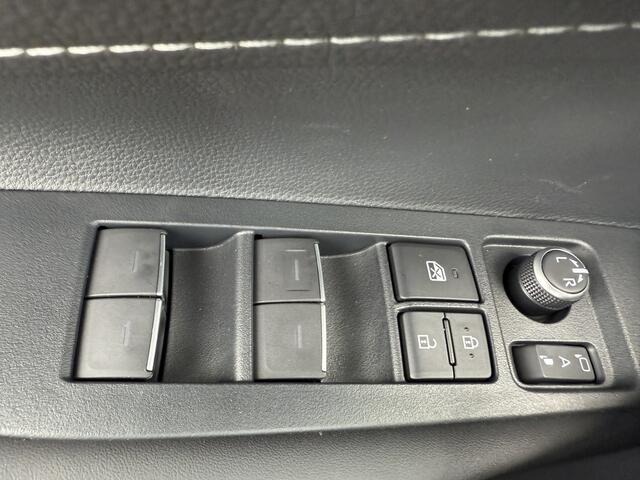 Suzuki Swace 1.8 Hybrid Style Nieuw uit voorraad leverbaar! 6 jaar garantie!