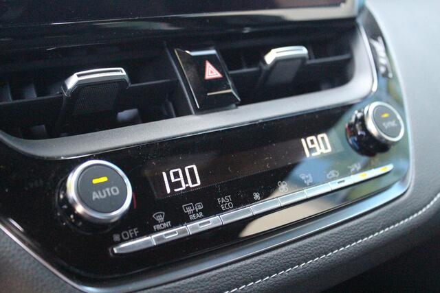 Suzuki Swace 1.8 Hybrid Select