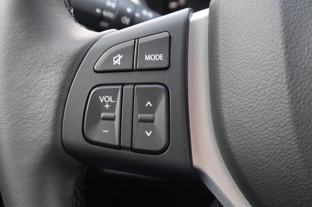 Suzuki VITARA 1.4 BoosterJet Style Hybrid Treeplanken/AdaptiveCruise/Apple/And