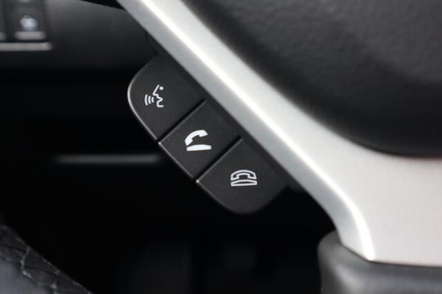 Suzuki VITARA 1.4 BoosterJet Style Hybrid Treeplanken/AdaptiveCruise/Apple/And