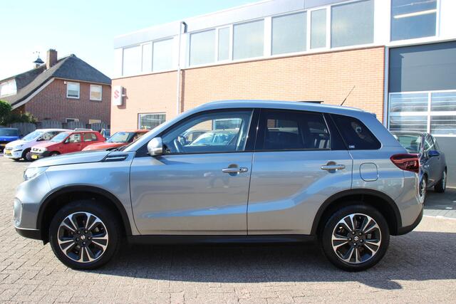 Suzuki VITARA 1.4 Boosterjet Style Hybrid | Opendak | Trekhaak | Adapt. Cruise | Carplay/Android auto |