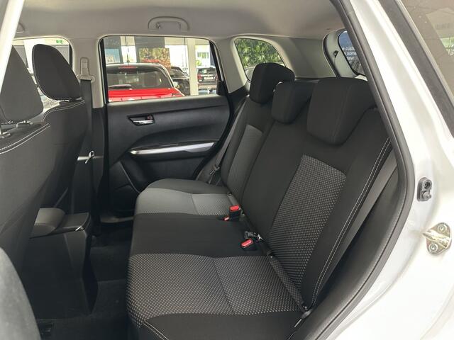 Suzuki VITARA 1.5 Hybride Select AllGrip [ CLIMA I ADAPTIEFE CRUISE I CAMERA ]