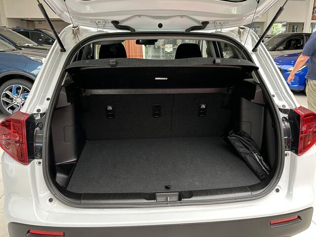 Suzuki VITARA 1.5 Hybride Select AllGrip [ CLIMA I ADAPTIEFE CRUISE I CAMERA ]