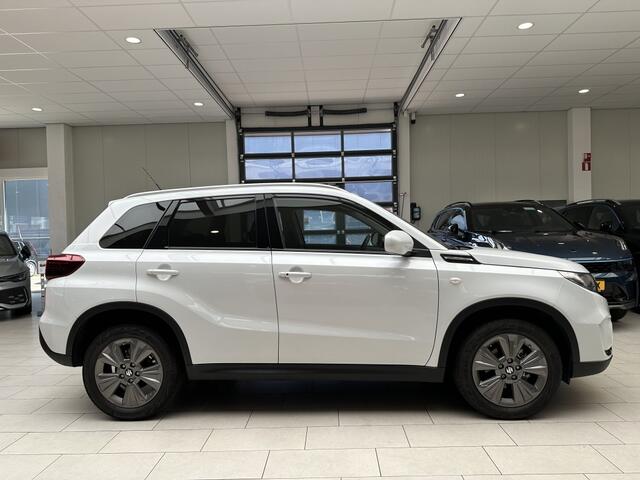 Suzuki VITARA 1.5 Hybride Select AllGrip [ CLIMA I ADAPTIEFE CRUISE I CAMERA ]