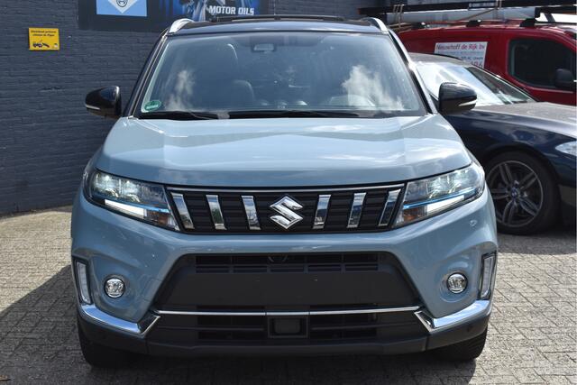 Suzuki VITARA 1.5 Hybrid Style AllGrip Two-Tone | Vol | Afn.trekhaak | Open dak | Keyless | Camera | Carplay | Adapt.CC | LED | Stoelverwarming