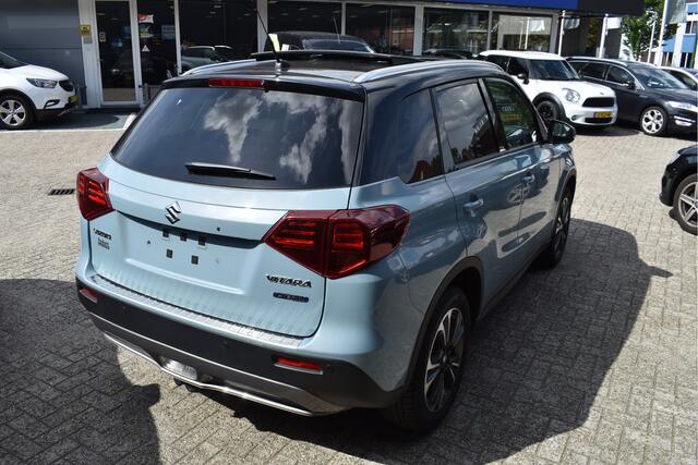 Suzuki VITARA 1.5 Hybrid Style AllGrip Two-Tone | Vol | Afn.trekhaak | Open dak | Keyless | Camera | Carplay | Adapt.CC | LED | Stoelverwarming