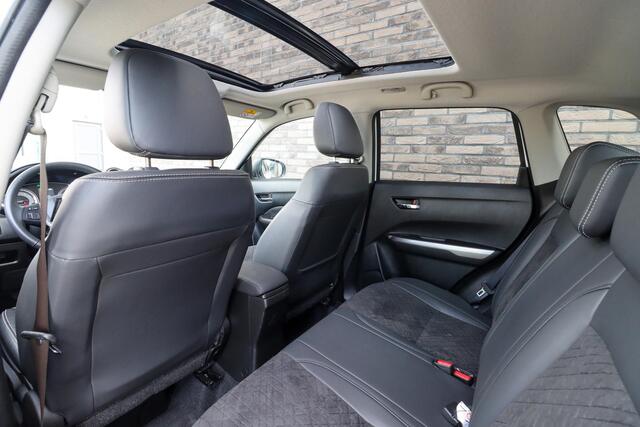 Suzuki VITARA 1.5 Hybrid Style | Panoramadak | Leer | Rijklaarprijs - incl.garantie