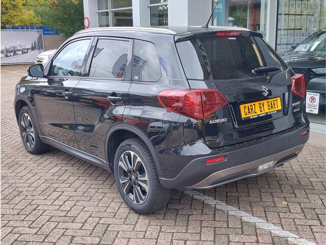 Suzuki VITARA 1.4 BOOSTERJET STYLE SMART HYBRID Open dak | Alcantara | Adaptive Cruise | Keyless