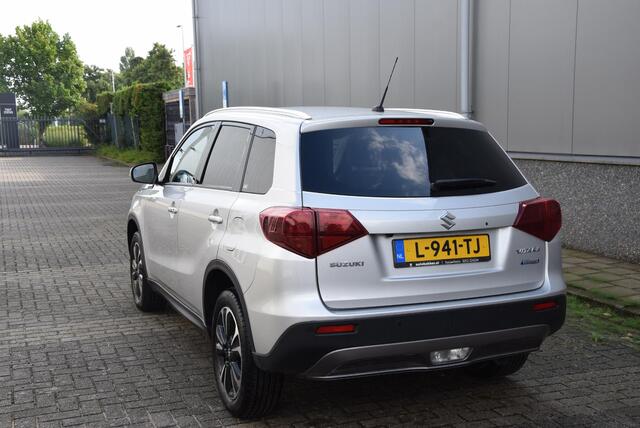 Suzuki VITARA 1.4 Boosterjet Style Smart Hybrid | Volledig onderhouden | Lederen bekleding | Apple carplay/android |
